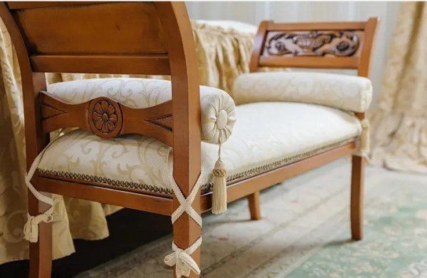 Sofa gỗ đơn giản